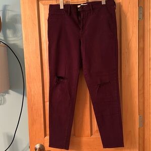 Gap easy leggings jeans- size 31R- burgundy